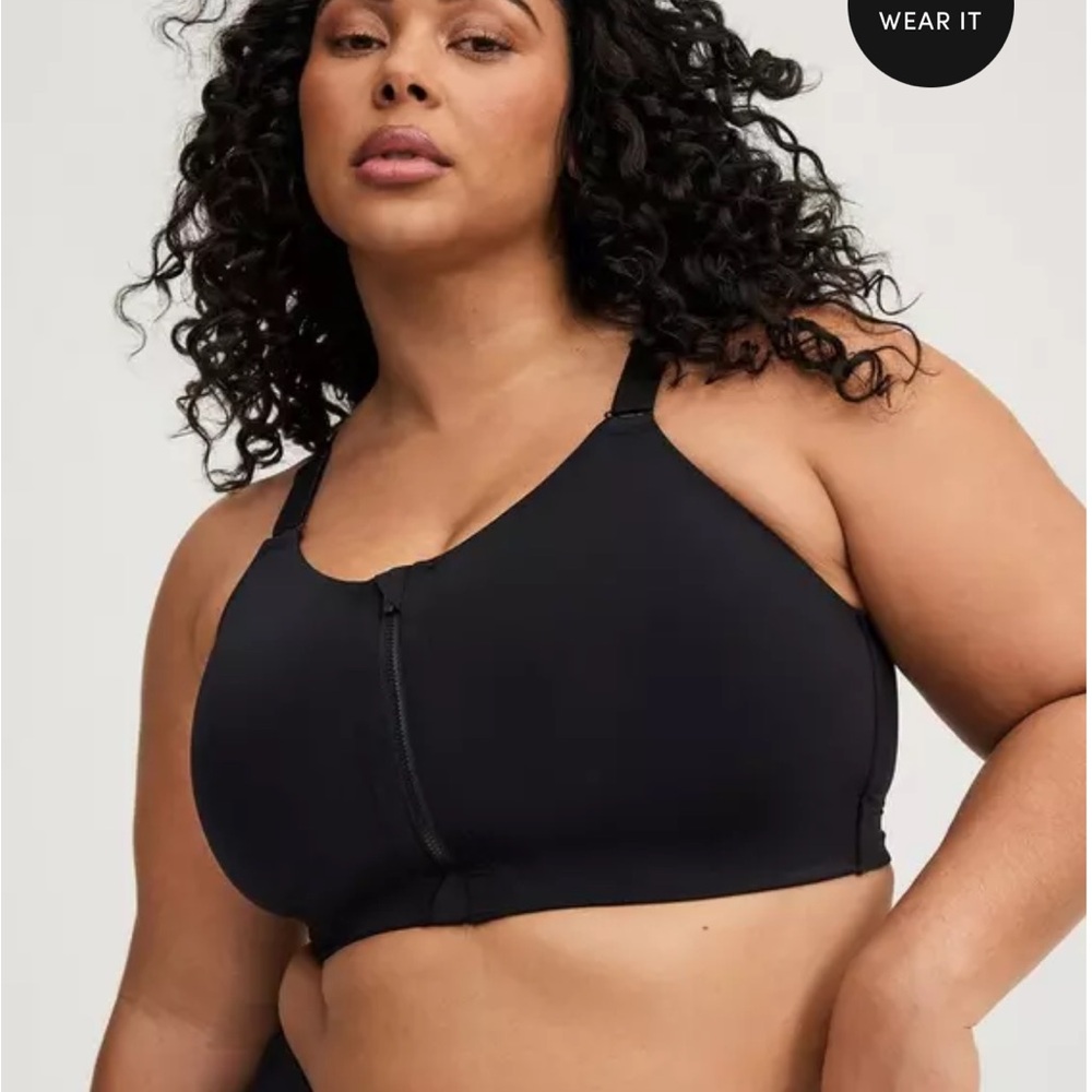 Torrid Wire-Free Hi-Impact Zip-Front Sports Bra 42DDD